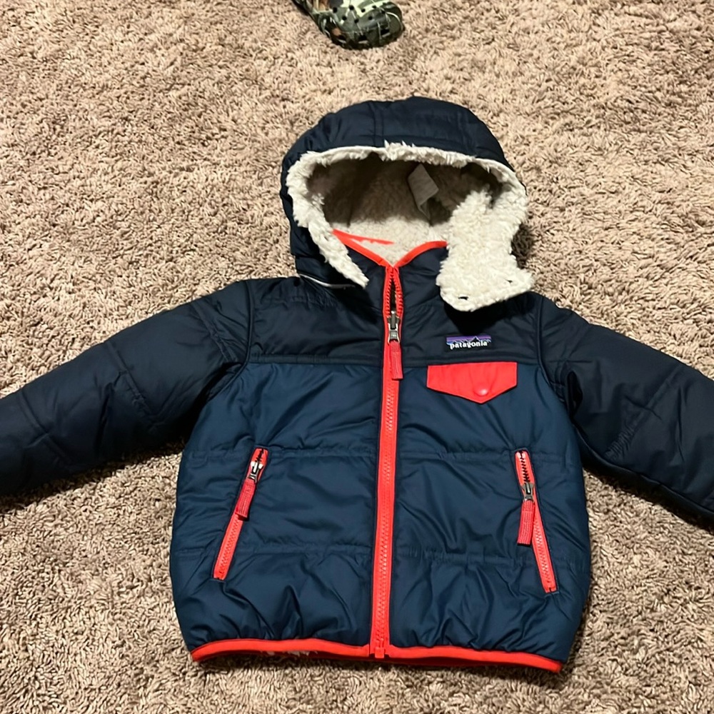 Toddler (2T) Patagonia Reversible Tribbles Hoody in Stone Blue